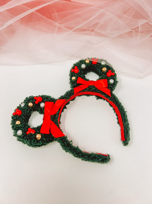 Yuletide Wreath Ears
