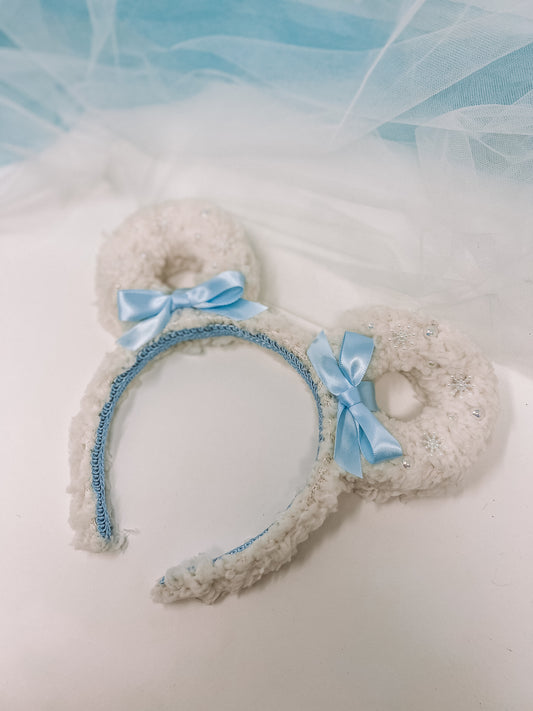 Winter Wreath Ears
