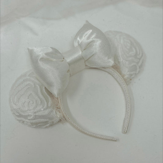 The Beauty Bride - 3 Left